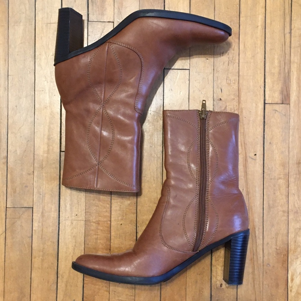 Thom McAn Midcalf Leather Boots